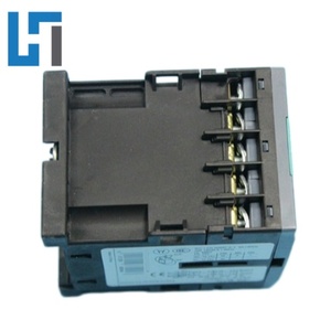 โมดูลรีเลย์กลางแบบใหม่แท้ รุ่น 3RH6140-1BC40 ตัวควบคุมการเขียนโปรแกรม PLC 3RH61401BC40 มีสินค้าในสต็อก - Product Image 2