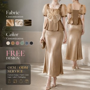 Set Due Pezzi Elegante per Donna in Poliestere 100% con Collo <span class=keywords><strong>Quadrato</strong></span>, Maniche a Sbuffo e Applicazioni Floreali 3D - Product Image 1