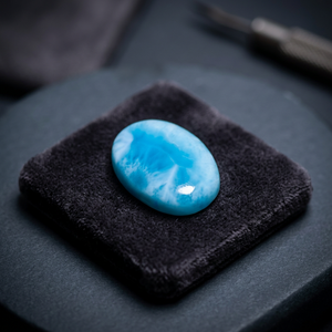 Piedras Preciosas Sueltas de Larimar Natural Ovaladas de 5x7 mm, Certificadas por IGI, de Alta Calidad, 0.80 Quilates, Azul Oscuro/Azul Cielo Claro, para Joyería - Product Image 4