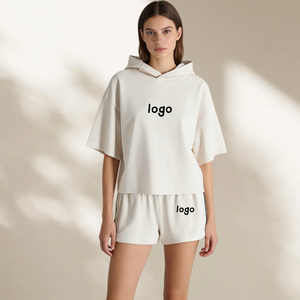 Ensemble deux pièces décontracté d'été pour femme : T-shirt à capuche et short, col rond, motif uni, coupe ample – Vente en gros - Product Image 1