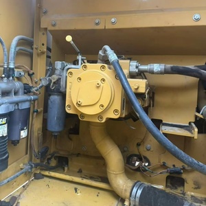 Excavatrices Caterpillar 320 d'occasion, modèles japonais 320GC/D2/DL/C/CL/D, 20 tonnes, pompe hydraulique Kawasaki, moteur et boîte de vitesses, bonnes performances - Product Image 6