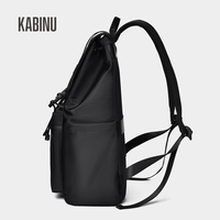 Mochila para Portátil con Solapa y Hebilla con Logotipo Personalizado, Impermeable, de Color Sólido, Moderna, Informal, para Estudiantes, para Uso Diario