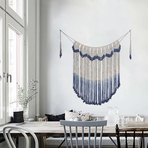 Grande tenture murale en macramé à pompons bleus, <span class=keywords><strong>tapisserie</strong></span> tissée en corde <span class=keywords><strong>de</strong></span> coton pour la décoration intérieure - Product Image 2