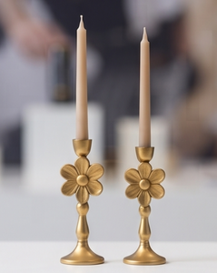 Porte-bougie en métal décoratif finition or, motif floral, élégant centre de table pour mariage, maison, événement - Product Image 4
