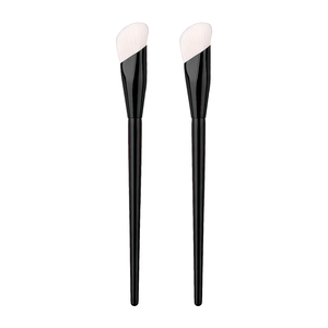 Nouveau <span class=keywords><strong>pinceau</strong></span> correcteur pour les doigts, en laine fine et <span class=keywords><strong>l</strong></span>égère, sans poudre, <span class=keywords><strong>pinceau</strong></span> pour le pouce, motif clair pour les sillons lacrymales, manche en métal Dongguan, pour le visage - Product Image 6