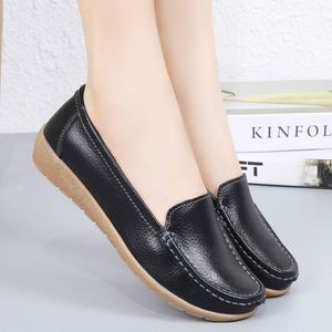 Nouvelles Chaussures Plates Femme 2026 Toutes Saisons en Cuir Véritable à Semelle Souple pour Mères d'Âge Moyen – Chaussures Blanches d'Infirmière - Product Image 3
