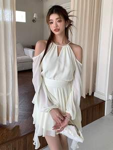 Nuovo Stile Estivo: Abito <span class=keywords><strong>da</strong></span> Donna con Scollo Halter, Vita Aderente, Spalle Scoperte, Estremamente Bello e Stile Fatato - Product Image 3