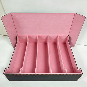 Boîte de rangement pour cartes TCG en cuir PU de qualité supérieure, résistante à l'usure, avec logo personnalisé disponible pour les jeux de société Warhammer - Product Image 1