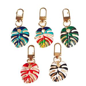 <span class=keywords><strong>Fancy</strong></span> Monstera Leaf llavero esmalte fresco planta verde chica hoja de palma <span class=keywords><strong>Metal</strong></span> llaveros para bolso encanto accesorios de coche - Product Image 1