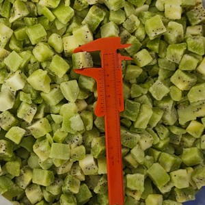 100% tranche de <span class=keywords><strong>kiwi</strong></span> congelée et <span class=keywords><strong>kiwi</strong></span> entier en dés IQF dans un emballage en vrac fruits congelés en gros - Product Image 3