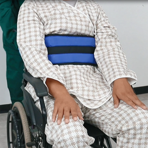 Cintura di sicurezza per sedia <span class=keywords><strong>a</strong></span> <span class=keywords><strong>rotelle</strong></span> tracolla regolabile per sedia <span class=keywords><strong>a</strong></span> <span class=keywords><strong>rotelle</strong></span> con fibbia per sedia <span class=keywords><strong>a</strong></span> <span class=keywords><strong>rotelle</strong></span> geriatrica - Product Image 5