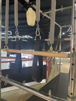 Table de Pilates Cadillac Trapeze en Bois de Chêne Personnalisée pour Studio, Maison, Hôtel, Réadaptation, Grossiste, SGS, Lit Trapeze Professionnel MJD-M201A