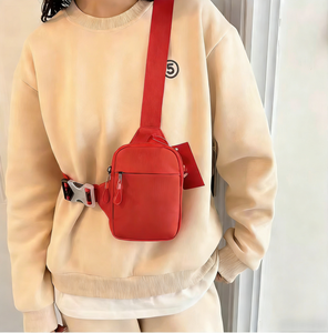 时尚品牌男士单肩斜挎包手机胸包户外运动设计师女包 - Product Image 3