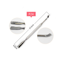 Pousse-cuticules double face en acier inoxydable réutilisable et durable, outil de manucure, nettoyeur d'ongles pour les fournisseurs professionnels de soins des ongles