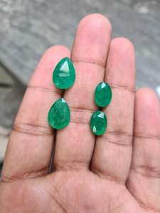 Cuarzo sintético zambiano natural corte ovalado verde facetado pares de piedras preciosas para la fabricación de joyas producto a granel personalizado - Product Image 3