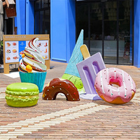 Décoration Extérieure Sculpture Géante en Résine en Forme de Crème Glacée Accessoires Statue de Dessert en Fibre de Verre pour la Décoration d'Été