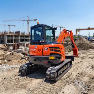 Mini-excavatrice Kubota U55-5, 1,2 tonne, godet hydraulique de 0,12 m³ de capacité, équipement de construction d'occasion - Product Image 1