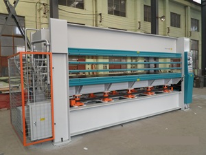 Certification CE autre machine à bois presse à chaud hydraulique pour la production de portes en contreplaqué - Product Image 2