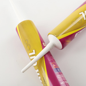 Tube souple cosmétique en PE de 120 ml pour gloss à lèvres, personnalisable, avec bouchon pointu, bouchon rabattable, flacon distributeur - Product Image 2