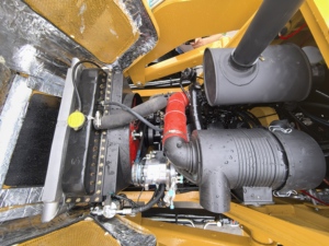Chargeuse-pelleteuse Caterpillar 416 430 CAT 420F d'occasion pas chère 4x4 - Product Image 6