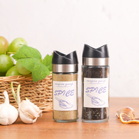 Pot à épices en verre rond de 90 ml avec étiquette et logo personnalisés, couvercle à vis anti-fuite pour application en cuisine de restaurant