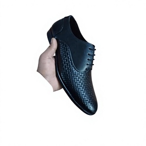 Chaussures en cuir véritable personnalisées pour hommes BS International BI-01 – Écologiques, légères, confortables et élégantes pour occasions formelles - Product Image 5