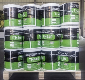Cuerda de plástico virgen PP fiblilado resistente a los rayos UV de alta resistencia a la tracción, 4600 pies, para atar heno, alfalfa, paja de trigo y algodón - Product Image 1