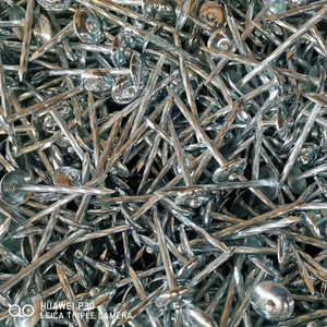 Clavos para Techo de Hierro al por Mayor de 2'', 2.5'' y 3'' con Vástago Retorcido, Galvanizados y con Arandela de Goma, Diseño de Cabeza de Paraguas - Product Image 2