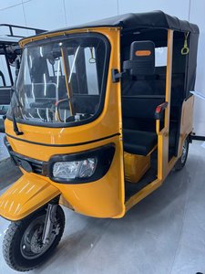Tricycle à essence Tuktuk, modèle à trois roues le plus vendu avec suspension, tricycle moto Dudu 200cc pour passagers. - Product Image 2