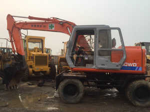 Excavatrice sur pneus Hitachi EX100WD d'occasion, fabrication japonaise, moteur Isuzu, modèle 2019, poids opérationnel de 11000 kg, à vendre - Product Image 2