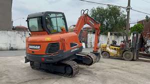 รถขุดขนาดเล็ก Doosan DX55 มือสองคุณภาพสูง พร้อมมอเตอร์ปั๊มเครื่องยนต์เกียร์บ็อกซ์เดิมๆ น้ำหนักใช้งาน 5 ตัน รับน้ำหนักได้ 6 ตัน รุ่นปี 2020 - Product Image 6
