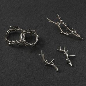 Men's Retro Hip-Hop Punk Style Vintage Open <b>Ring</b> Adjustable Copper Thorns <b>Couple</b> Finger <b>Ring</b> Resizable for Lovers' Comfort - Product Image 4