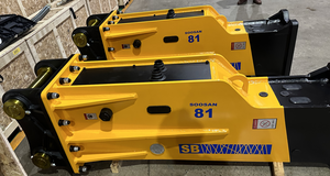 Soosan Rock Breakers SB 81 Tipo de caja con cincel de 140 mm de diámetro para excavadora de 18-26 toneladas - Product Image 3