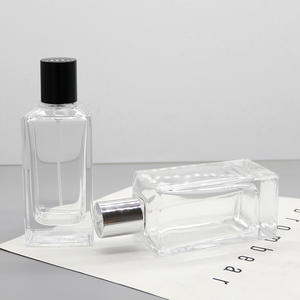 Flacon de parfum en verre transparent carré de 100 ml avec clip, flacon cosmétique vide avec capacité de 30 ml - Product Image 2