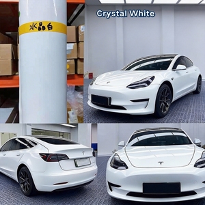 Pellicola Adesiva in PET Vinilico Bianco Effetto Carbonio Autoriparante con Funzione Cambia Colore a Infrarossi Anti-Sabbia in Rotolo - Product Image 1