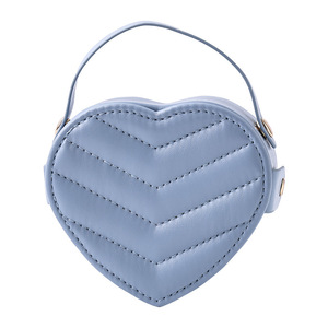 <strong>Heart</strong> <strong>Shape</strong> Leather Storage Necklace Packaging Boxes <strong>Jewelry</strong> Organizers <strong>Box</strong> Portable <strong>Jewelry</strong> <strong>Box</strong> - Product Image 3