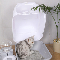 Bac à litière pour chat en plastique blanc et bleu, couvert et fermé, grande taille, accessoires pour animaux de compagnie, vente en gros