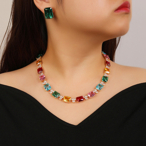 Luxuriöses Zirkonia-Schmuckset für Damen mit Großer Quadratischer Halskette und Ohrringen, Vergoldete Gliederkette, Hochzeits-Brautschmuck Geschenk CN11729 - Product Image 3