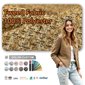Tessuto in Tweed dorato brillante 100% tessitura in fibra di poliestere con filo metallico adatto per abiti da ragazza e per essere utilizzato come copridivano - Product Image 1