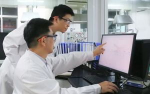 तेल क्षेत्र सीमेंट के लिए बी लिक्विड एंटी-चैनलिंग एन्हान्सर पेट्रोलियम एडिटिव्स - Product Image 4