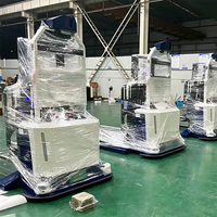 Robot Logistik AGV Elektrik Pengangkat Berat 2000kg dengan Pengisian Otomatis untuk Pusat Logistik Gudang