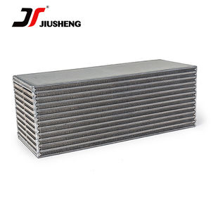Échangeur de chaleur à noyau d'intercooler de <span class=keywords><strong>turbo</strong></span> à barres et plaques en alliage d'aluminium personnalisé avec milieu huile/<span class=keywords><strong>air</strong></span>/<span class=keywords><strong>eau</strong></span> - Product Image 5