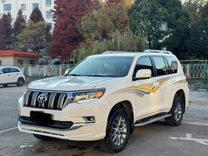 Toyota Prado 4000 SUV modèle 2020, essence, automatique, parfaitement amélioré, excellente qualité, sans accident, année <span class=keywords><strong>2011</strong></span>. - Product Image 3