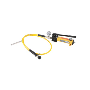 ปั๊มไฮดรอลิกมือโยก ENERPAC รุ่น P-142 แบบแมนนวล 700 บาร์/70 เมกะปาสคาล น้ำหนักเบา ปรับแต่งได้สำหรับงานอุตสาหกรรมยานยนต์ - Product Image 2