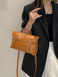 Bolso Bandolera Vintage 2025, de Alta Calidad, en Cuero Vacuno de Primera Capa, para Viajes Diarios, Versátil, de Cuero Genuino, Tamaño Mediano - Product Image 3