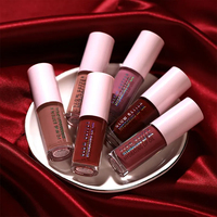 Huile pour les lèvres végétalienne de marque privée OEM Base dodue Coupe antiadhésive Brillant naturel mat brillant Paillettes teinte Brillant à lèvres