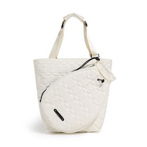 Sac à dos de tennis matelassé en nylon blanc de luxe personnalisé pour femme, sac de sport pour raquettes de badminton et pickleball, usage sportif - Product Image 2