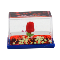 Mini réservoir d'eau créatif OEM ODM personnalisé avec flotteur 3D à paillettes en mouvement, décoration anti-stress pour la maison, le bureau, souvenir, cadeau