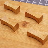 Repose-cuillère et repose-fourchette en bambou naturel pour la décoration de table