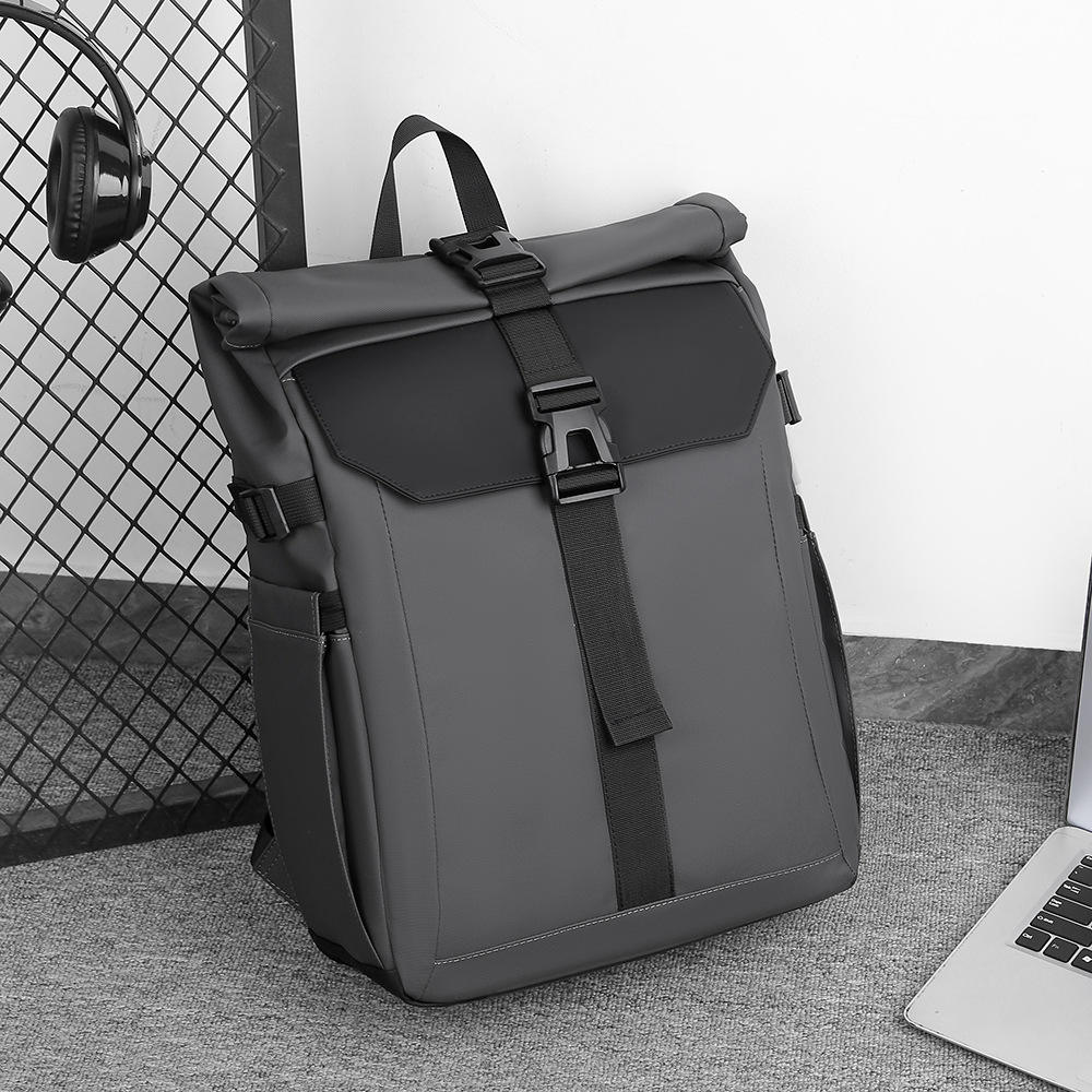 สีเทาเข้ม